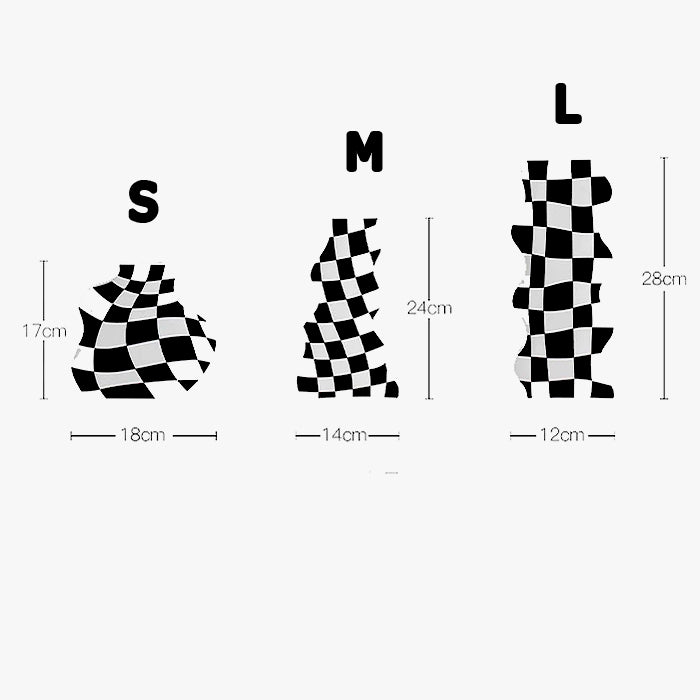 Checkered Wavy Vase - Y2K Aesthetic Home Decor for Vintage and Grunge Style Lovers