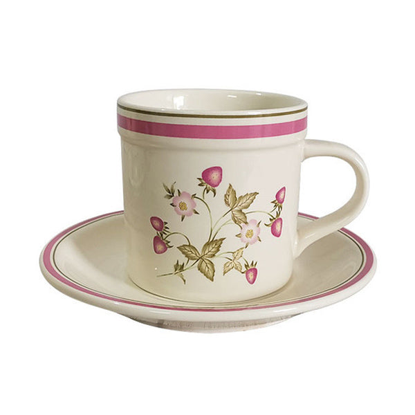 Cottagecore Aesthetic Tea Set: Vintage-Inspired Floral Teapot & Cup for Cozy Gatherings