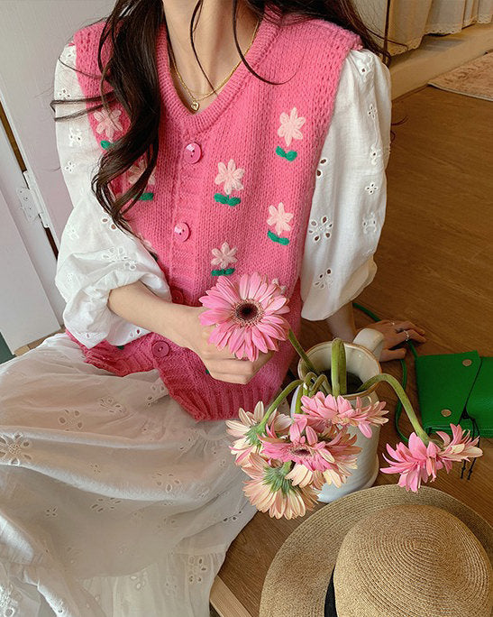 Cottagecore Floral Embroidered Knit Vest - Y2K Aesthetic Layering Piece for Cozy Outfits