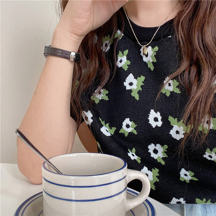 Cottagecore Floral Knit Tee - Y2K Aesthetic Top for Grunge, Coquette, and Soft Girl Styles