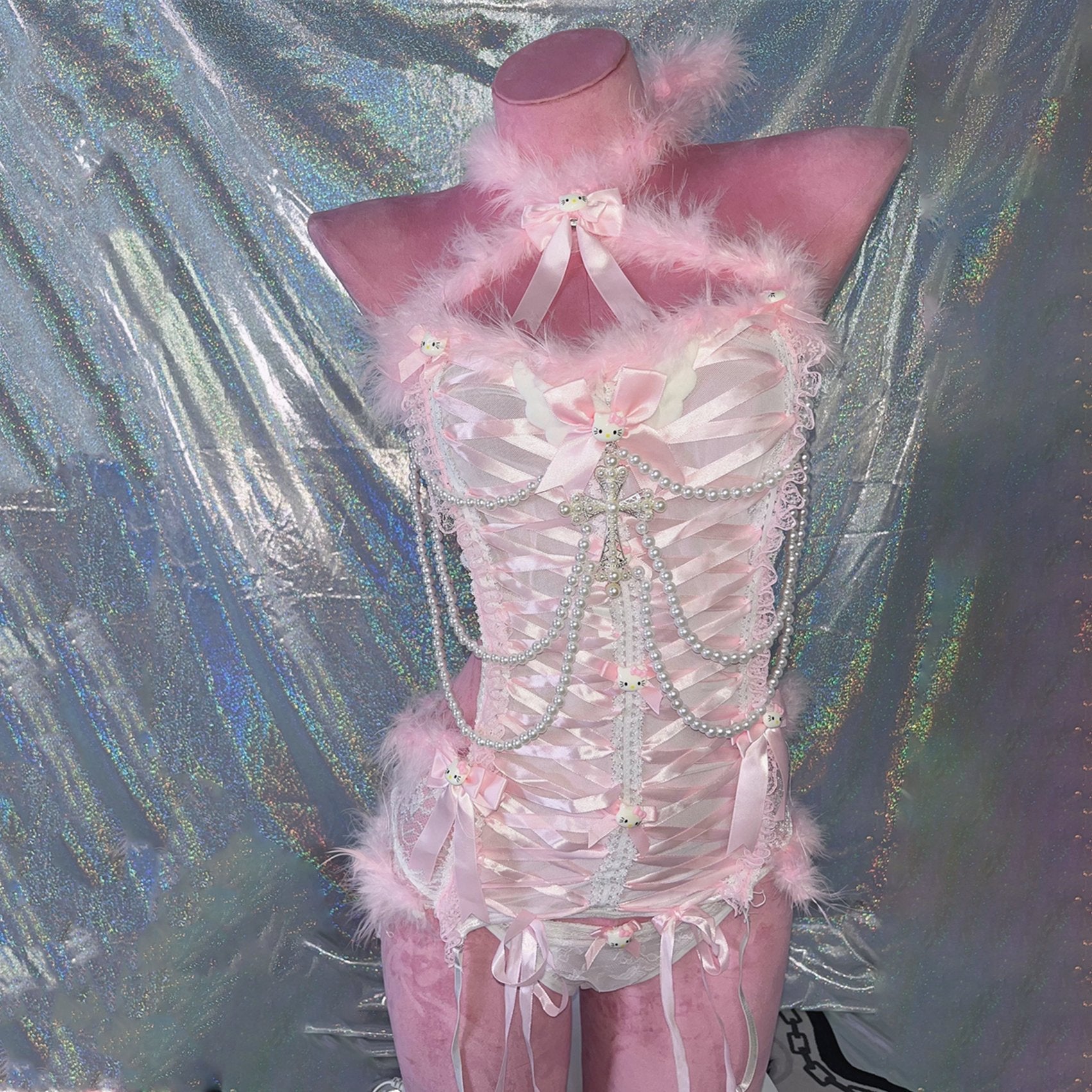 Hello Kitty Backless 2-Piece Top with Fluffy Beaded Bowknot - Y2K Fashion Aesthetic