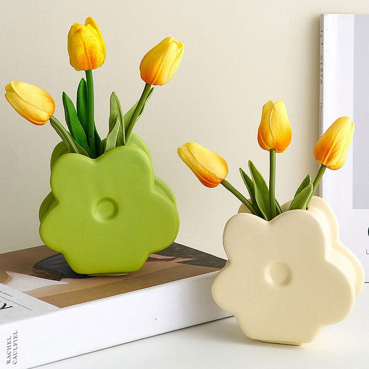 Y2K Aesthetic Pastel Flower Vase - Cute Home Decor for Coquette and Grunge Styles