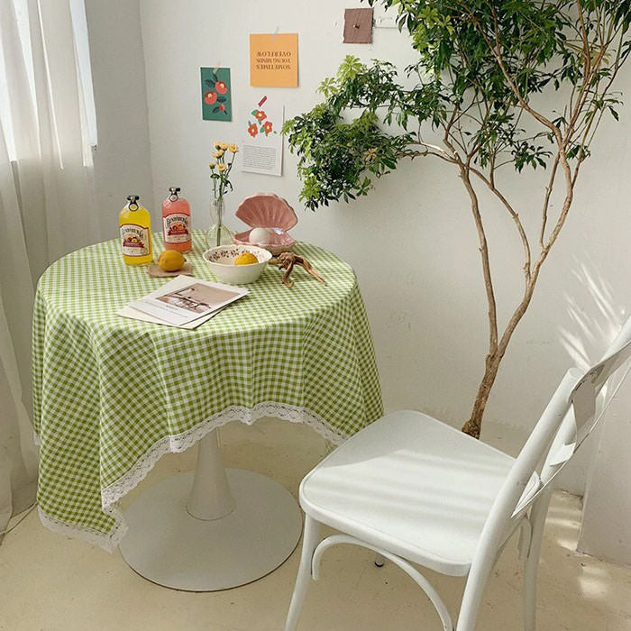 Y2K Cottagecore Gingham Tablecloth - Aesthetic Decor for Vintage-Inspired Spaces