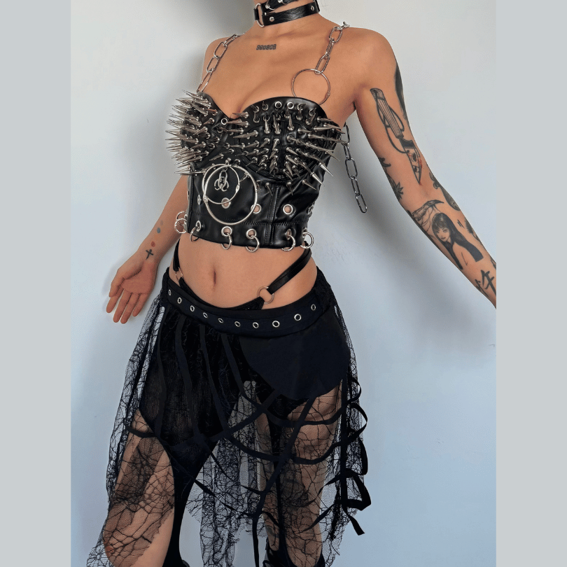 Y2K Fashion O-Ring Hollow Out Metal Chain Rivet Applique PU Leather Top - Grunge Aesthetic
