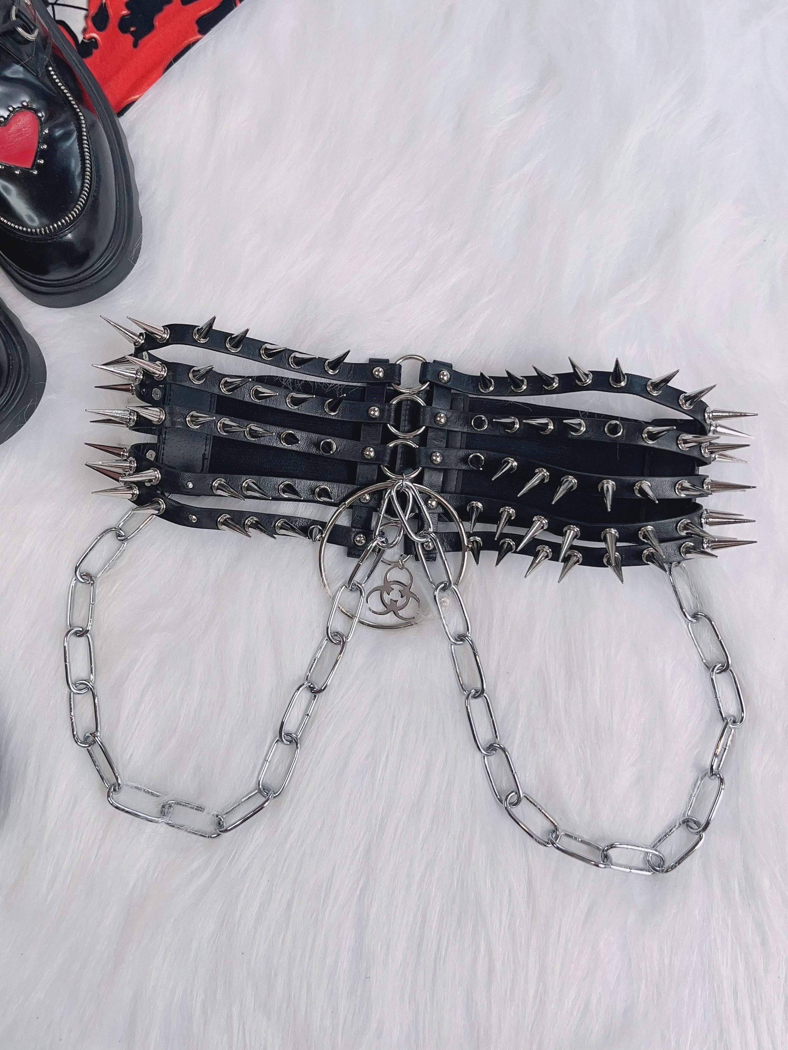 Y2K Fashion PU Leather Rivet O Ring Waist Chain for Grunge Aesthetic & Coquette Style