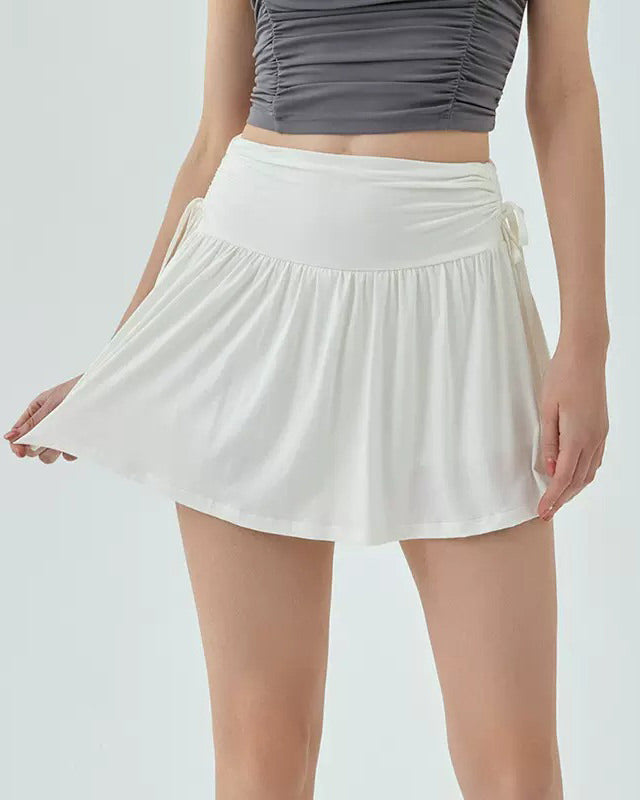 Y2K Fashion White Tennis Skirt - Cute Cargo Style for Grunge Aesthetic & Coquette Looks