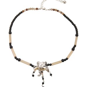 2023 New Chinese-Style Romantic Metal Sweetheart Lily Flower Beaded Necklace with Retro Tassel Clavicle Chain