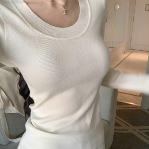 2024 Autumn Long Sleeve U-Neck Pullover Top - Trendy Base Shirt for Women, Perfect for Casual Layering