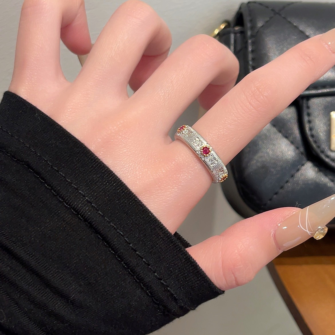 2024 Gold-Plated Snowflake Gemstone Ring for Women, Light Luxury Open-Set Zircon Trendy Fashion Accessory