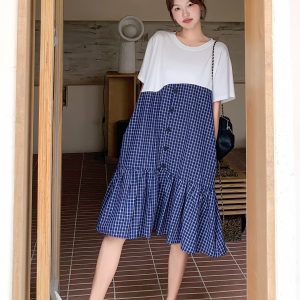2025 Summer Women's College Style Plaid Patchwork T-Shirt Dress, Loose A-Line Design, Age-Reducing Fit for Petite Sizes, Korean Style