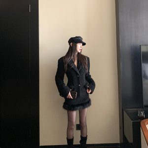 60% Merino Wool Suit Jacket and A-Line Skirt Set for Women - Chic Woolen Ensemble for Fall and Winter Fashion