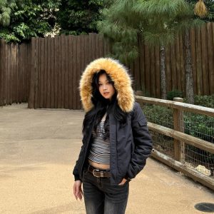 90s Vintage Two-Color Fur Collar Fitted Cotton Coat for Women - Retro Movie Style Outerwear
