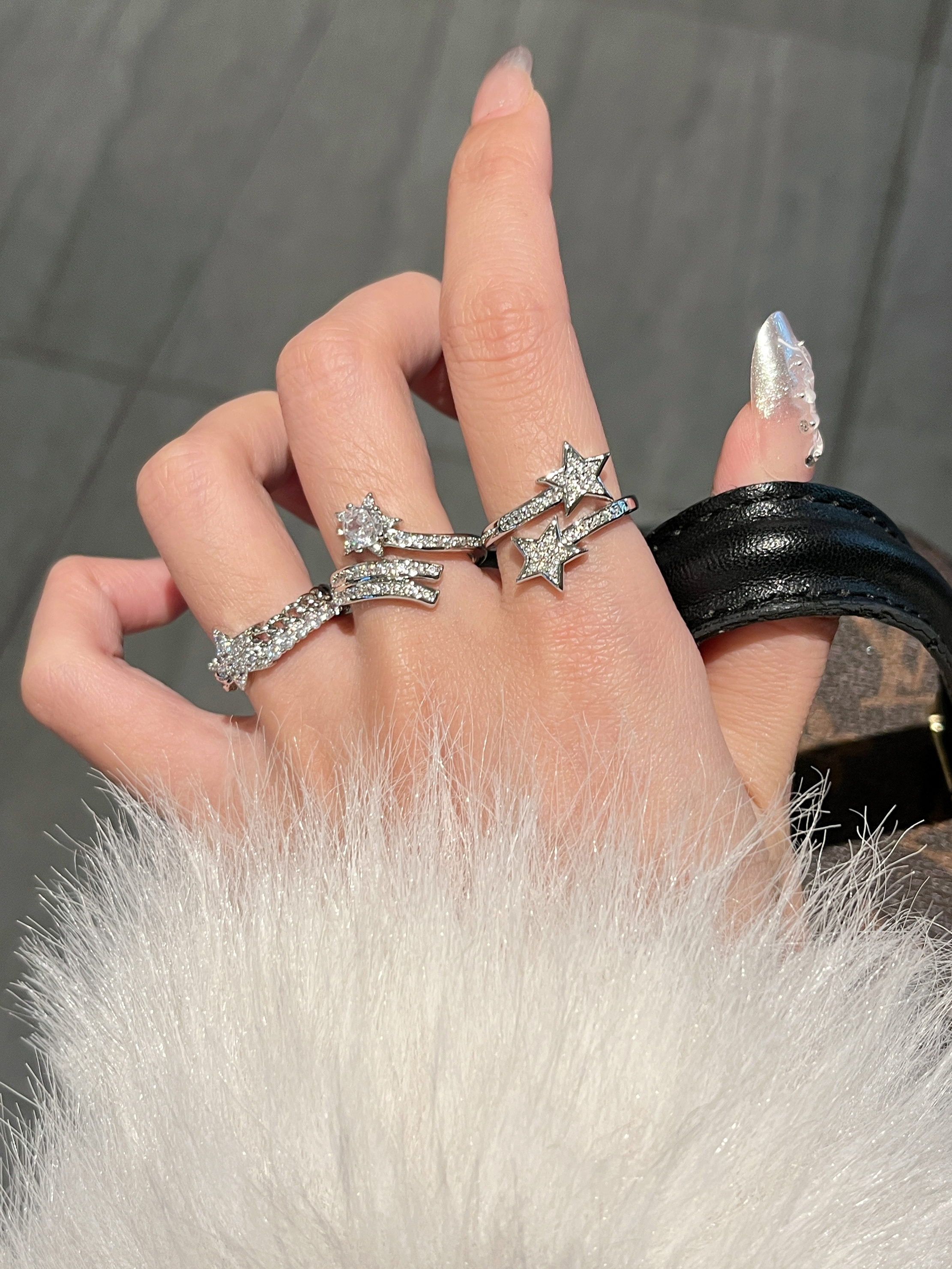 Adjustable Diamond-Studded Five-Pointed Star Ring for Women - Korean Style, Light Luxury, Trendy & Cool Niche Design