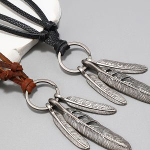 Adjustable Vintage Minimalist Feather Necklace - Everyday Wear, Boho Chic Jewelry, Ethereal Style Accessory