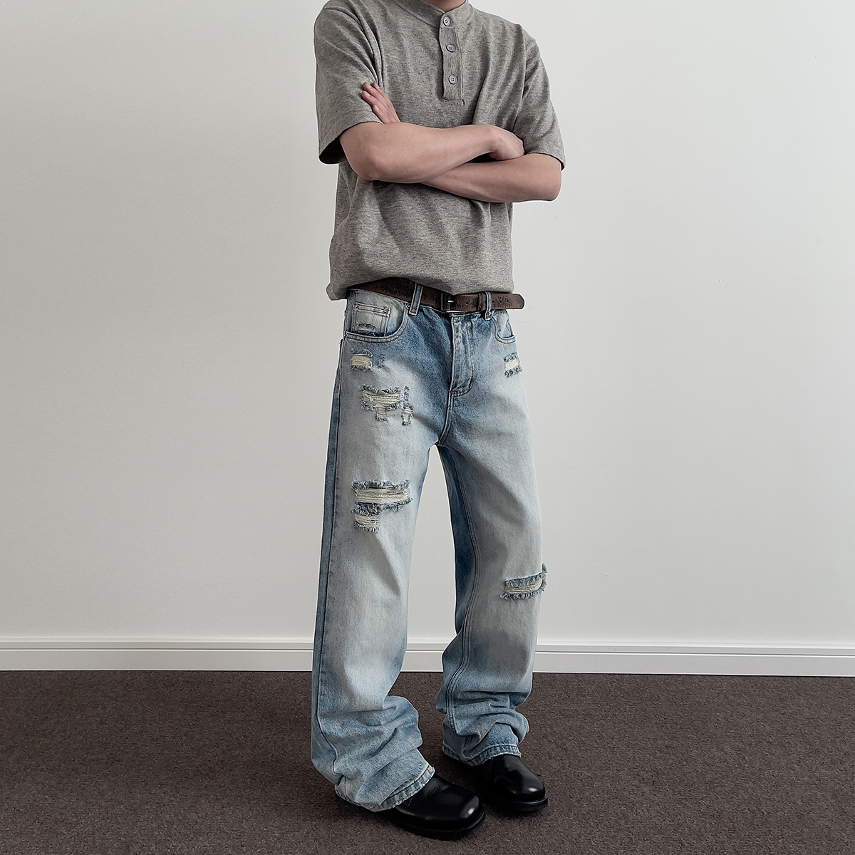 American Retro Distressed Ripped Jeans for Men - Clean Fit Straight Leg Slightly Flared Stylish Pants, 90s Vintage Inspired Fashion