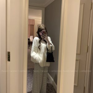 Artistic High Honey Lazy Style Loose Pullover Sweater for Women - Imitation Mink Fur Plush Knit Top