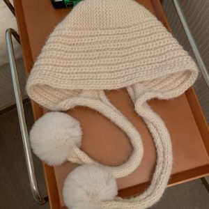 Autumn Winter Knitted Wool Hat for Women, Warm Pom-Pom Beanie, Versatile Face-Shaping Lei Feng Style, Cozy Ear Protection