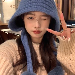 Autumn Winter Knitted Wool Hat for Women, Warm Pom-Pom Beanie, Versatile Face-Shaping Lei Feng Style, Cozy Ear Protection