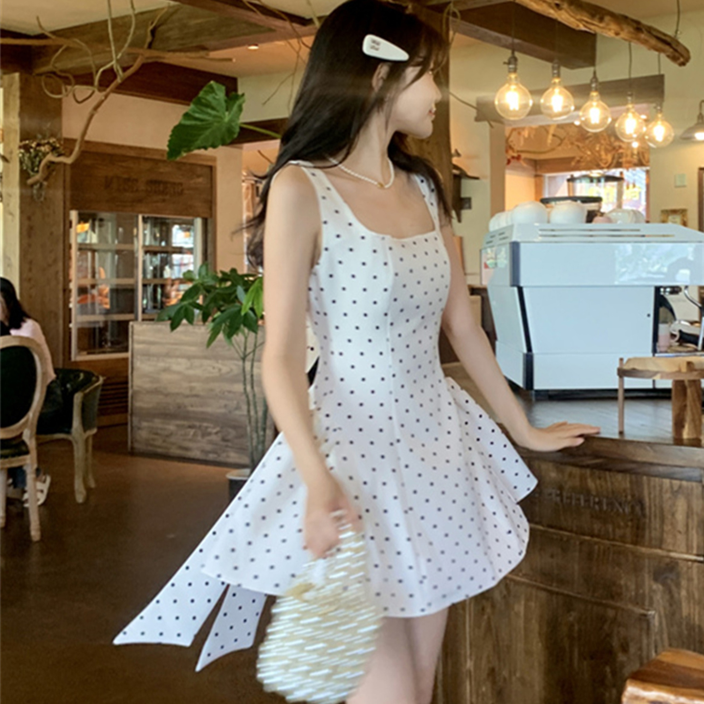 Backless Polka Dot Dress with Bow, Waist-Cinching Pleated Skirt, Slimming Eccentric Style for Women - Perfect for Y2K Fashion