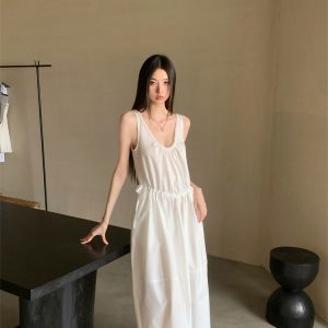 Backless Ruffled Tank Dress - Eccentric Elegant Waist-Cinching Slimming Long Dress for Vacation, Summer Style