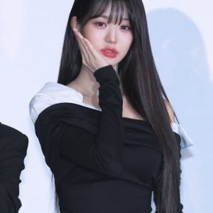 Ballet-Inspired Layered Off-Shoulder Long Sleeve Shirt in Zhang Yuanying Style - Chic Niche Fashion for Y2K and Korean Style Lovers