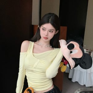 Beautiful Spicy Princess Off-Shoulder Long Sleeve T-Shirt - Fake Two-Piece Design, Trendy Y2K Outerwear for Stylish Looks