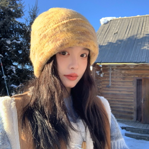 Big Head Circumference Knitted Hat for Women - 'My Head Is Not Round' 2024 Winter Wool Beanie for a Slimming Look