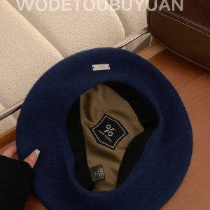 Black Octagonal Painter's Hat Beret for Women - Versatile Autumn Winter Accessory, Flattering Fit for Large Head Circumference