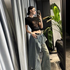 Black Short-Sleeve Printed T-Shirt for Women - American Style Spicy Girl Shoulder Portrait Slim-Fit Cropped Top for Summer 2025