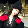 Black V-neck Lace Spliced Long Sleeve T-shirt for Women - Slim Fit Autumn Winter Top, Y2K Style