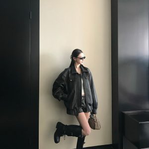 Black Vinyl Retro Motorcycle Jacket Set - Women's High-End Short Leather Jacket in Black and Brown, Y2K Style