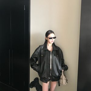 Black Vinyl Retro Motorcycle Jacket Set - Women's High-End Short Leather Jacket in Black and Brown, Y2K Style