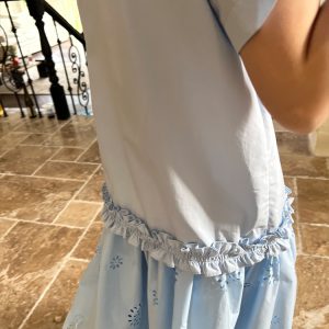 Blue Lace Short-Sleeve Top with Shoulder Pleats and Round Neck - Feminine Basic Shirt for Y2K and Korean Style Fashion