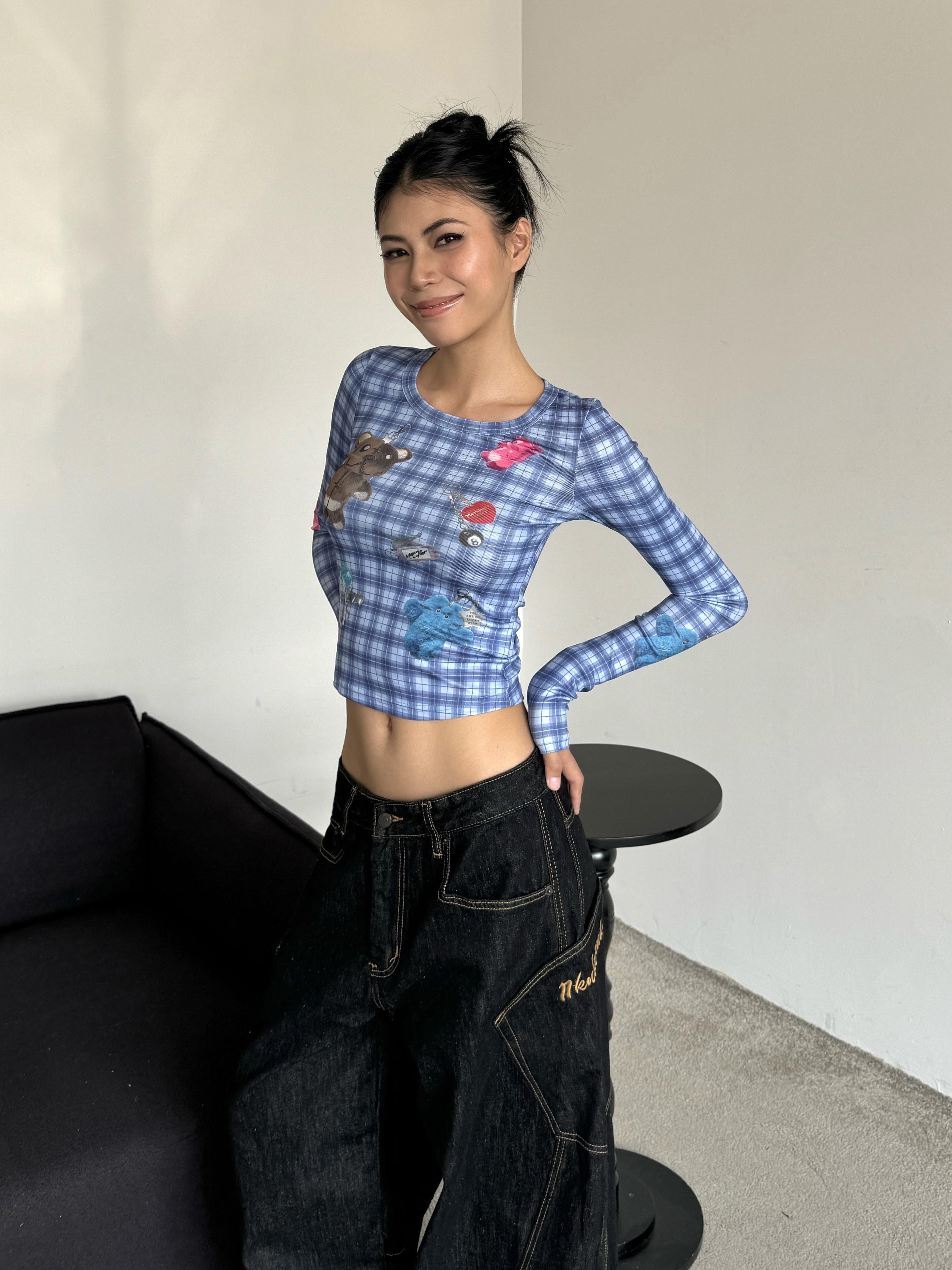 Blue Plaid Long Sleeve T-Shirt with Cute Bear Print, Slim Fit Summer Style for a Spicy Heat Look