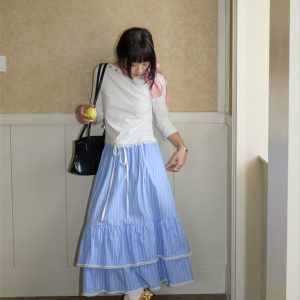 Blue Striped Lace Half Skirt - Elegant A-Line Design, Slimming Cake Style, Perfect for Beach Outings and 90s Inspired Looks