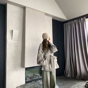 Casual Women's Loose Silhouette Pants with Waist Belt - Britney-Inspired Scythe Style for Leisure Wear