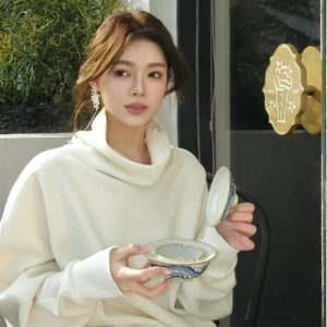 Casual Women's Pullover Sweater - Versatile Lazy Style for Effortless Fashion