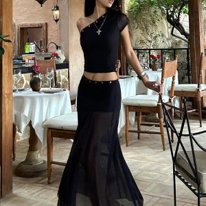 Chic Black Spliced Asymmetrical Short Sleeve Top & Low Waist Mesh Skirt Two-Piece Set for Women - Eccentric Y2K Style Outfit