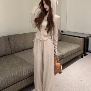 Chic Casual Sports Hoodie and Wide-Leg Pants Set for Women, Trendy Street Style, High-End Vibe, Cool Girl Outfit