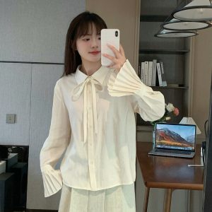 Chic French Princess Style Shirt with Bow Design - Japanese Sweet White Top for Women, Perfect for Early Spring Fashion