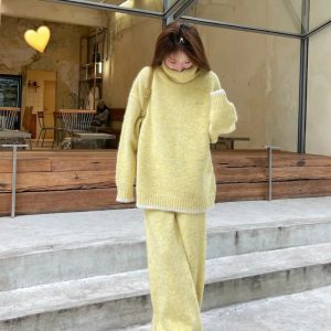 Chic Two-Piece Outfit Set for Women: Cozy Pullover Sweater & Slimming Wide-Leg Pants - Perfect for Late Autumn & Early Winter Fashion