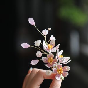 Chinese Style Floral Hairpin Headdress - Hanfu Accessory for Qipao, Daily Updo, Pink Flower-Wrapped Hair Clip