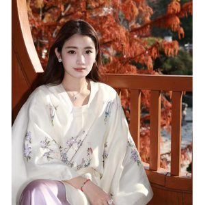 Chinese-Style Printed Jacket for Women - Unique Age-Reducing Design, White National Wind Shirt, Trendy Fashion Top