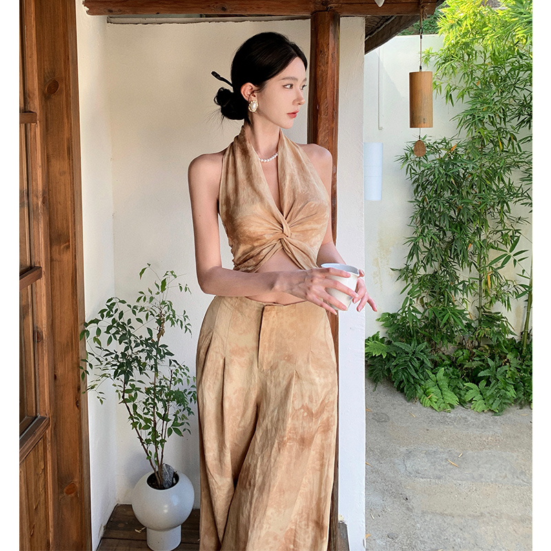 Chinese-Style Retro High-End Summer Two-Piece Suit: Neck-Hanging Top & Wide-Leg Pants Set for Effortless Chic