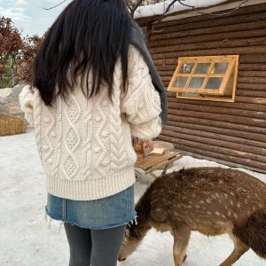 Chunky Knit Sweater for Women | 40% Wool 10% Cashmere | Casual Holiday Style | Cozy Winter Fashion