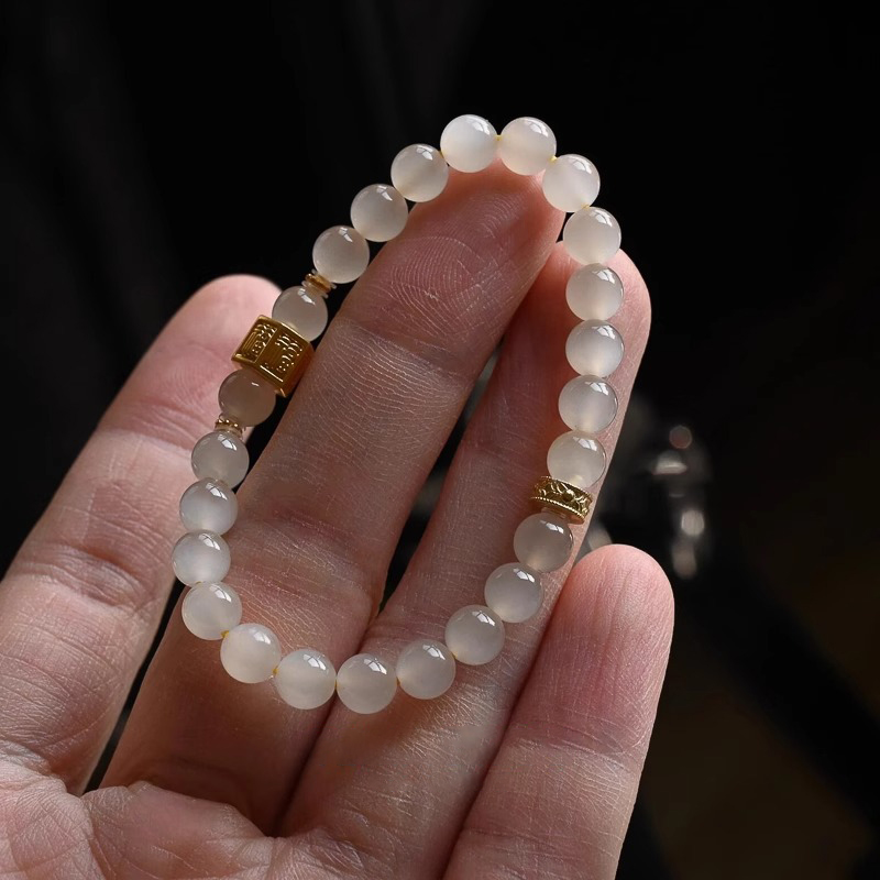 Classy Natural Translucent Chalcedony Bracelet for Women - Decorative Lucky Bead Design, Elegant Gift for Any Occasion