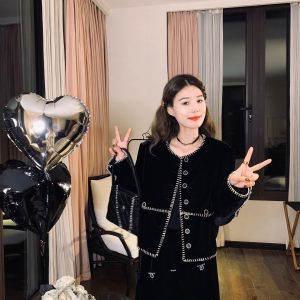 Color-Block Velvet Jacket and Skirt Set for Women - Y2K Inspired Fashion Ensemble