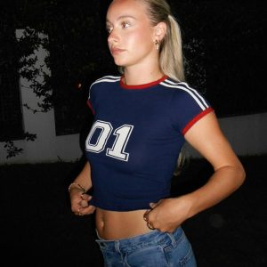Color-Blocked Cropped T-Shirt with Striped Letters - Slim Fit Round Neck Short Sleeve American Street Casual Style