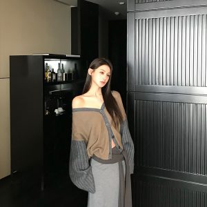 Color-blocked Tencel Wool One-shoulder Cardigan Sweater and Knitted Skirt Set - Trendy Y2K Style Fashion Ensemble