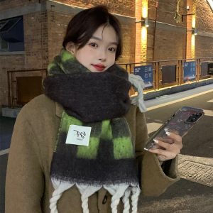 Color-Blocking Scarf - Soft Korean-Style Shawl, Thick Warm Long Versatile Neck Warmer for Cozy Winter Fashion